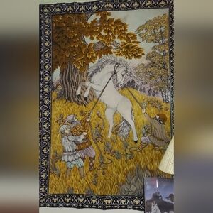 Elegant Unicorn Tapestry with Medieval Charm
